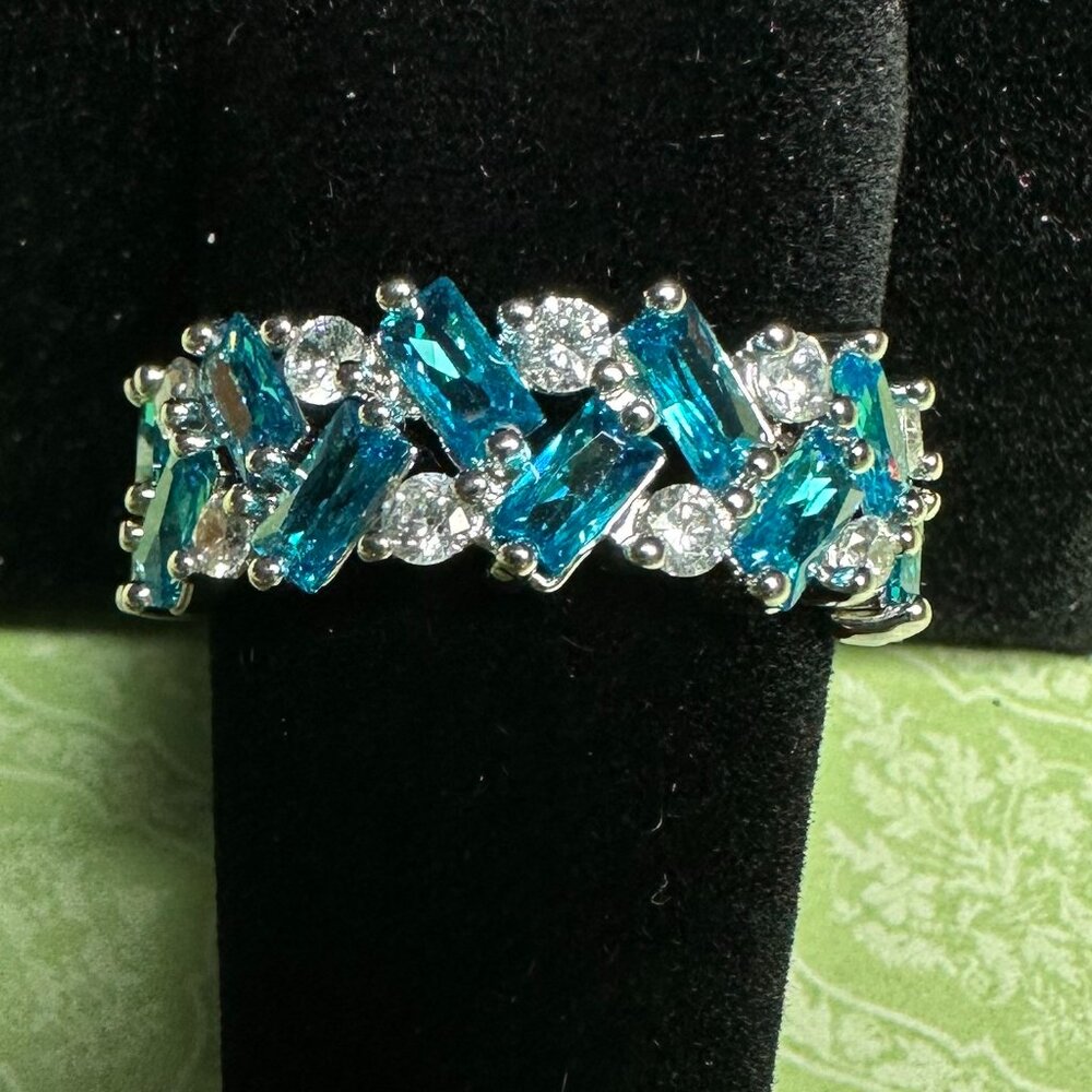 Bomb Party Women's (10) Ring - Blue Topaz Cubic Zirconia "New" Eternity Ring